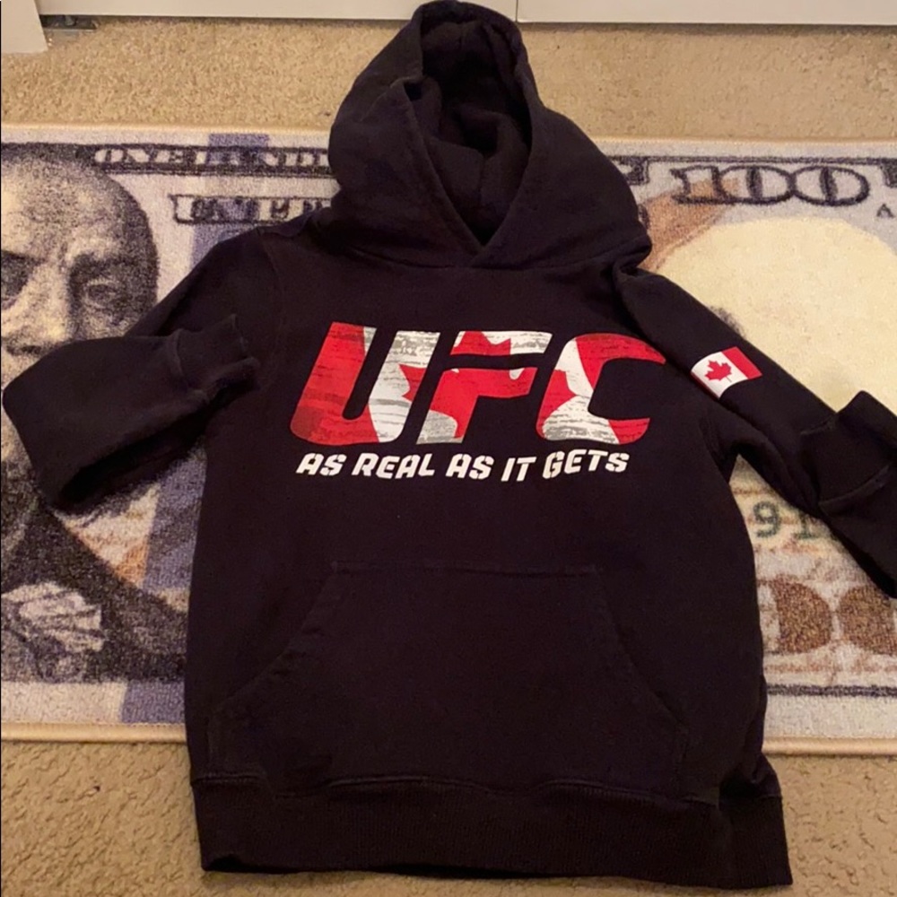 Boys UFC Canada hoodie ♥️